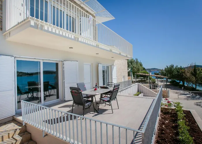 Am Lori By Interhome 펜션 로고즈니차