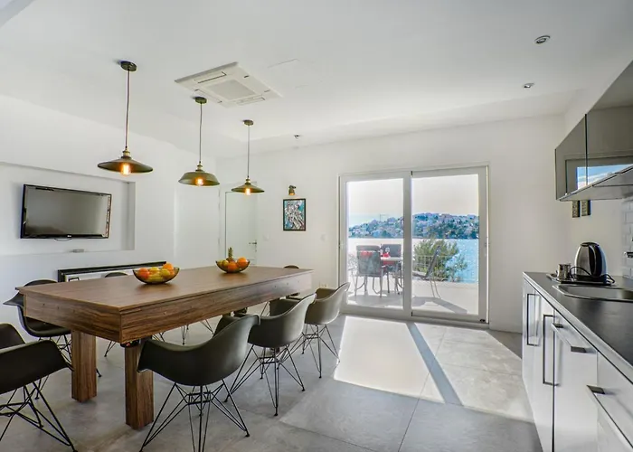 Am Lori By Interhome