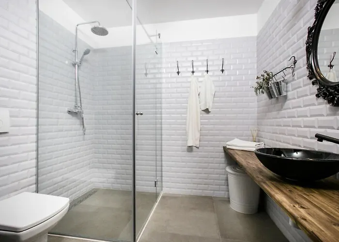 펜션 Am Lori By Interhome 로고즈니차